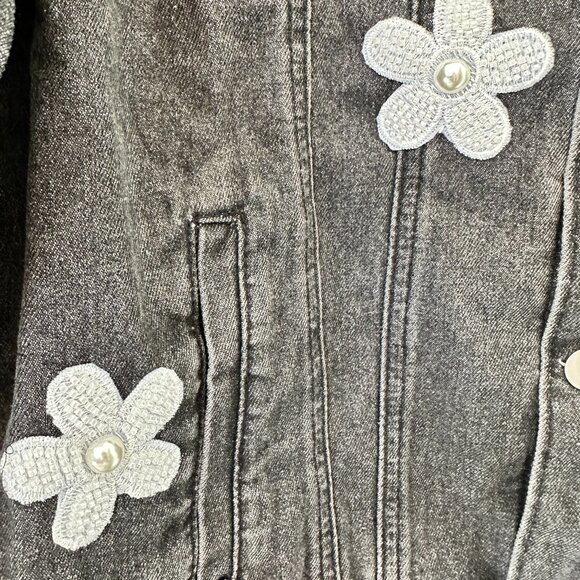 BLUE VELVET DAISY FLOWER DENIM JACKET - Picture 5 of 5